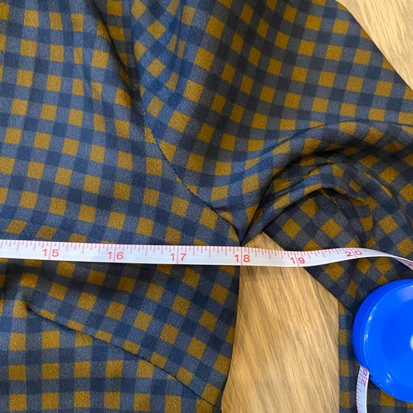 Ann Taylor Navy and Brown Checked Button Down Blouse XS - Picture 13 of 17